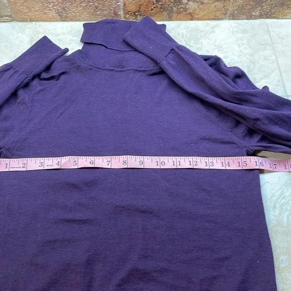J.Crew Women Sweater Knit Merino Wool Long Sleeve Turtleneck Lightweight Size M - Picture 6 of 8